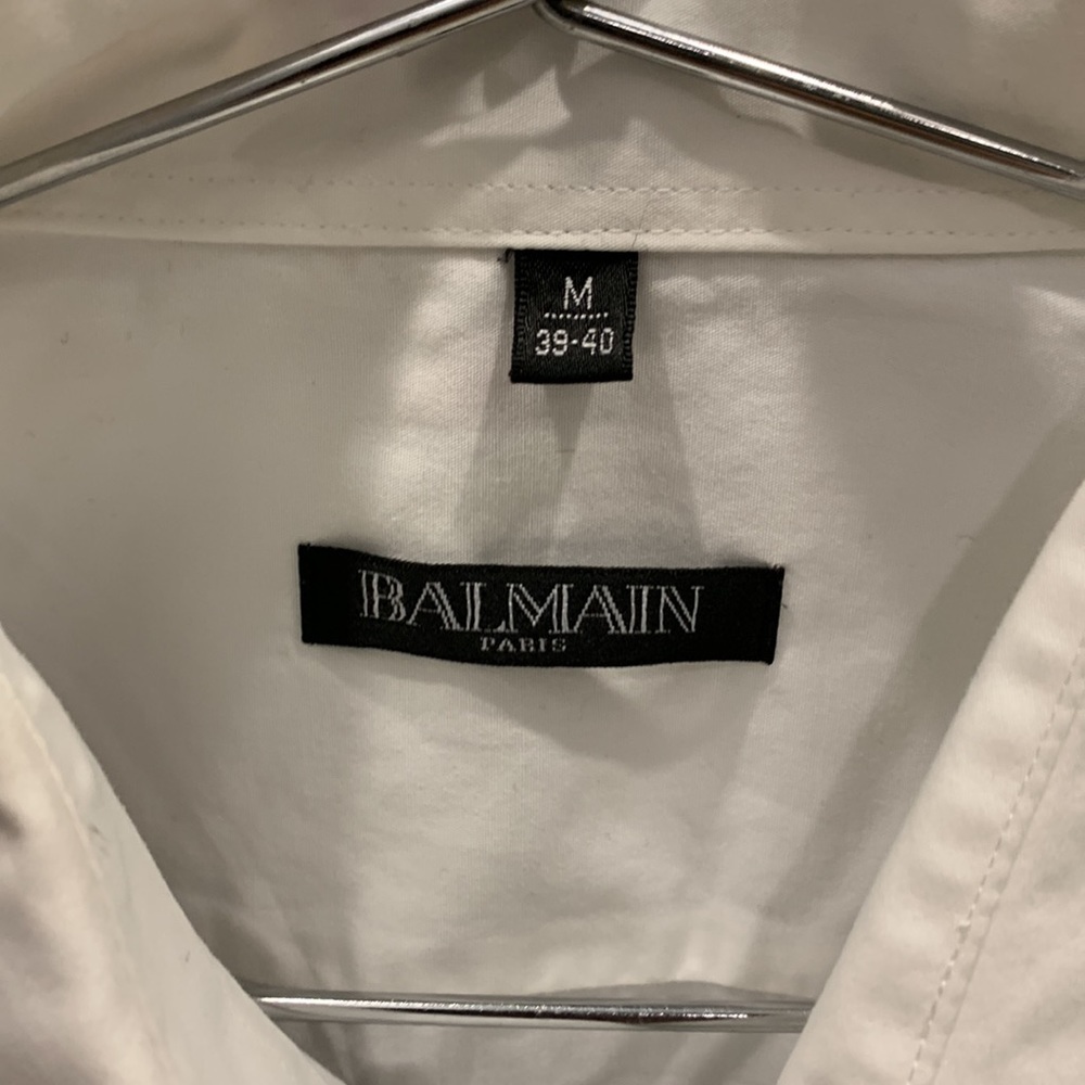 Balmain - Picture 2 of 3